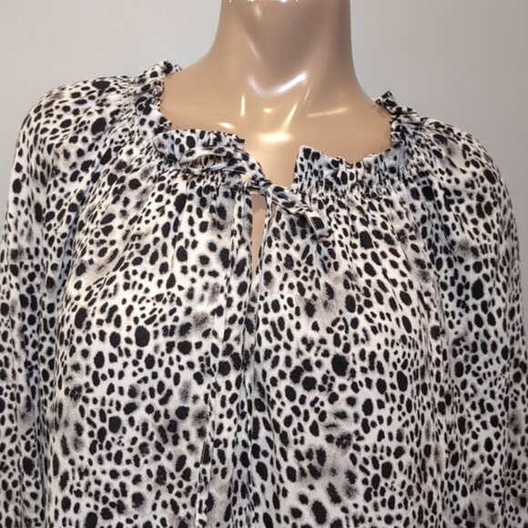 3/$20 A New Day Flowy Cheetah Print Blouse Smocked Keyhole Long Balloon Sleeve - Picture 3 of 14